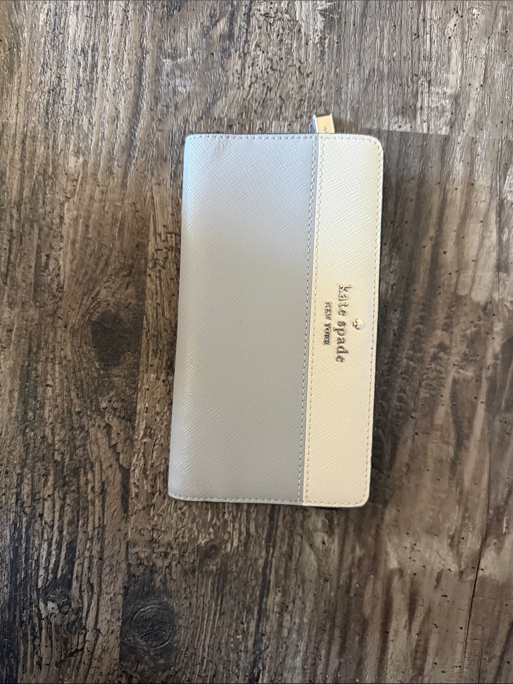 kate spade Two-Tone Long Zip Wallet in Light Gray and Cream